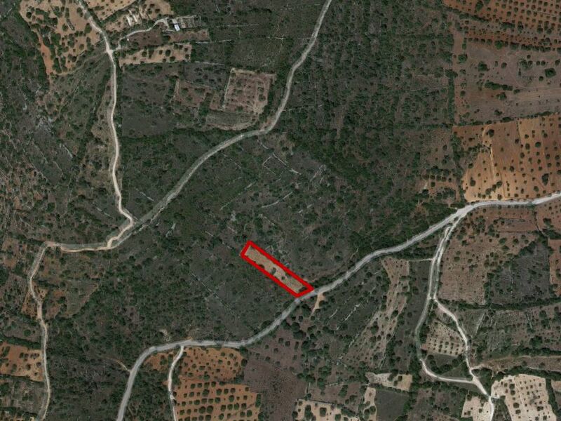 Lote de Terreno com 2 440 m²  em Albufeira