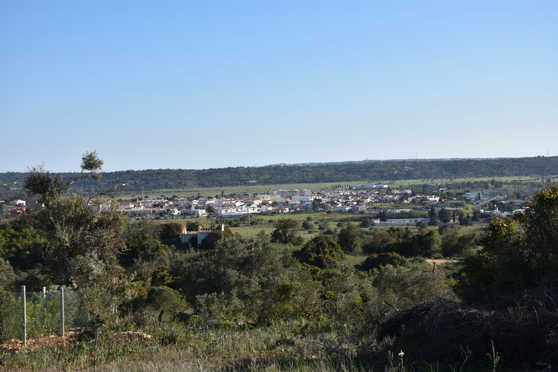 Moradia com 180 m² e 2 quartos à venda em Silves, Algarve 