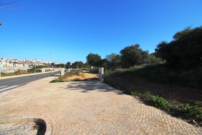 553 m²  Land plot with swimming pool in Albufeira