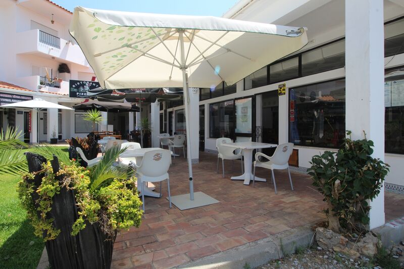 Restaurante Santa Eulália Olhos de Água Albufeira - equipado, mobilado, terraço, cozinha