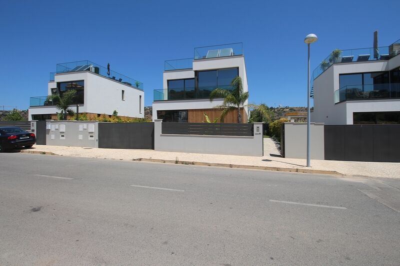 3 bedroom House with swimming pool in Albufeira