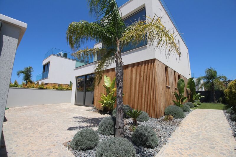 3 bedroom House with swimming pool in Albufeira