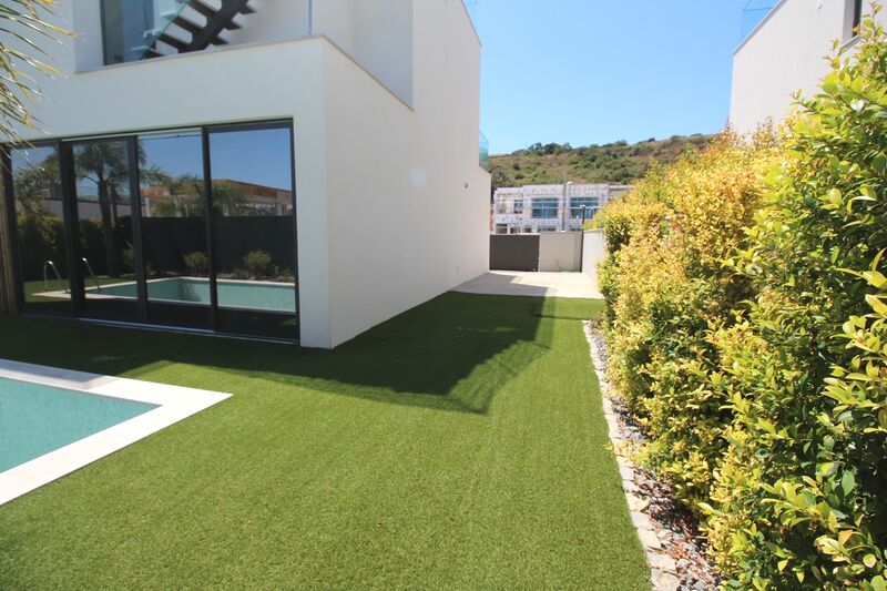 3 bedroom House with swimming pool in Albufeira