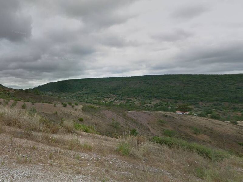 3 bedroom4 440 m²  Land plot in Silves