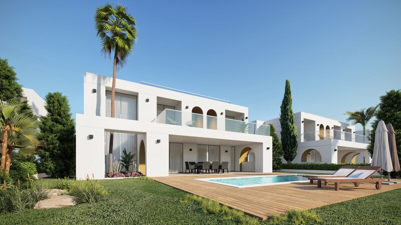 690 m² Land plot with swimming pool for sale in Albufeira, Algarve 
