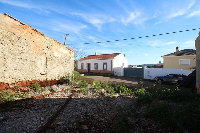141 m²  Land plot with swimming pool in Silves