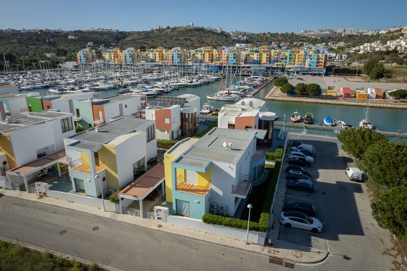 жилой дом современная V3 Marina de Albufeira - бассейн, сад