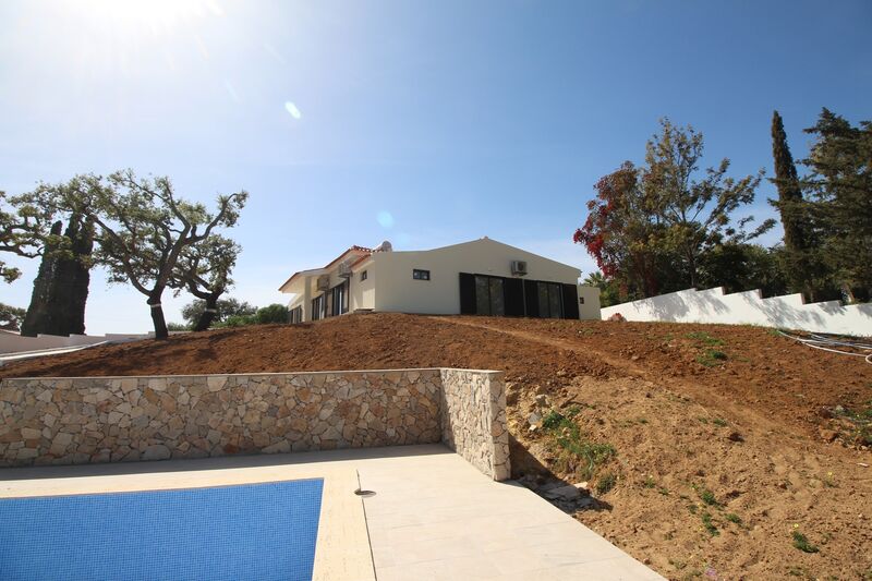 Moradia com 4 quartos e piscina em Albufeira