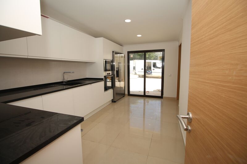 Moradia com 4 quartos e piscina em Albufeira