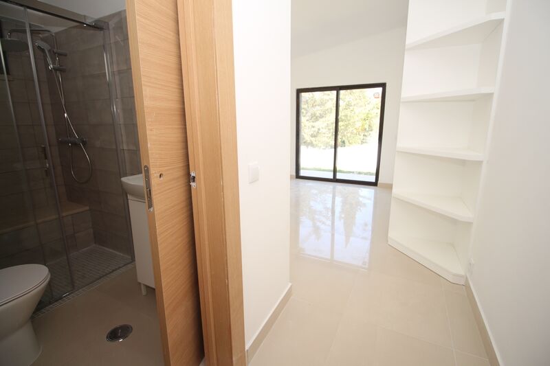 Moradia com 4 quartos e piscina em Albufeira
