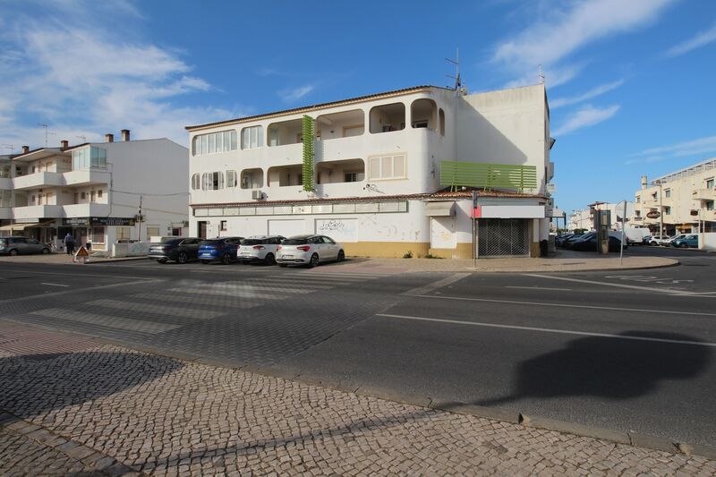  Commercial area in Albufeira