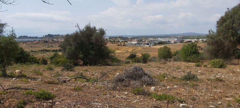 43 440 m²  Land plot with swimming pool in Silves