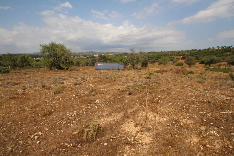 1 996 m²  Land plot with swimming pool in Silves