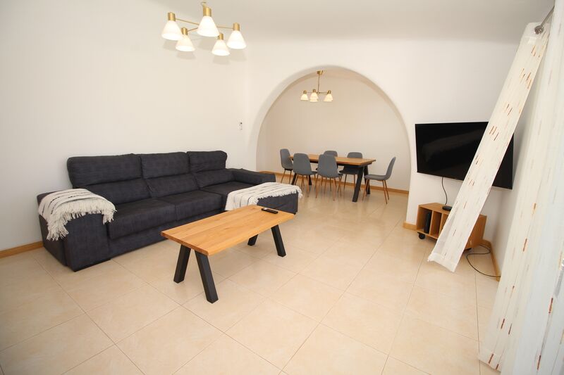 4 bedroom House with swimming pool in Albufeira