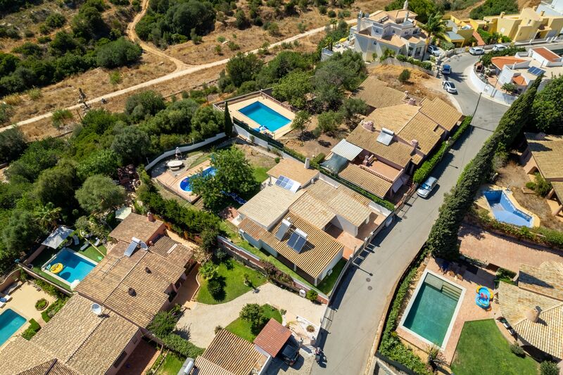 4 bedroom House with swimming pool in Albufeira
