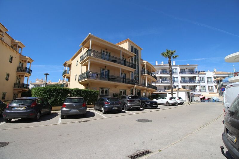 Apartamento com 2 quartos e piscina em Albufeira