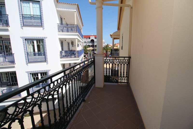 Apartamento com 2 quartos e piscina em Albufeira