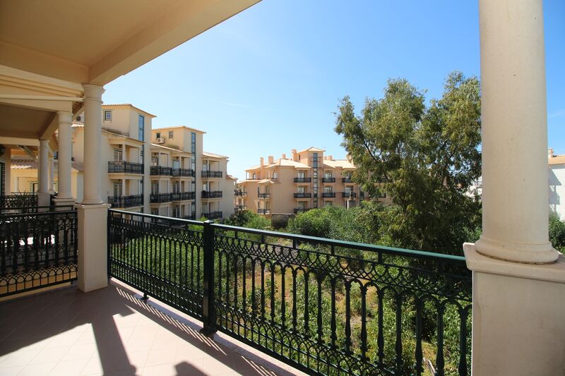 2 bedroom Apartment with swimming pool in Albufeira