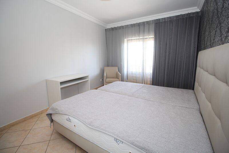 Apartamento com 2 quartos e piscina em Albufeira