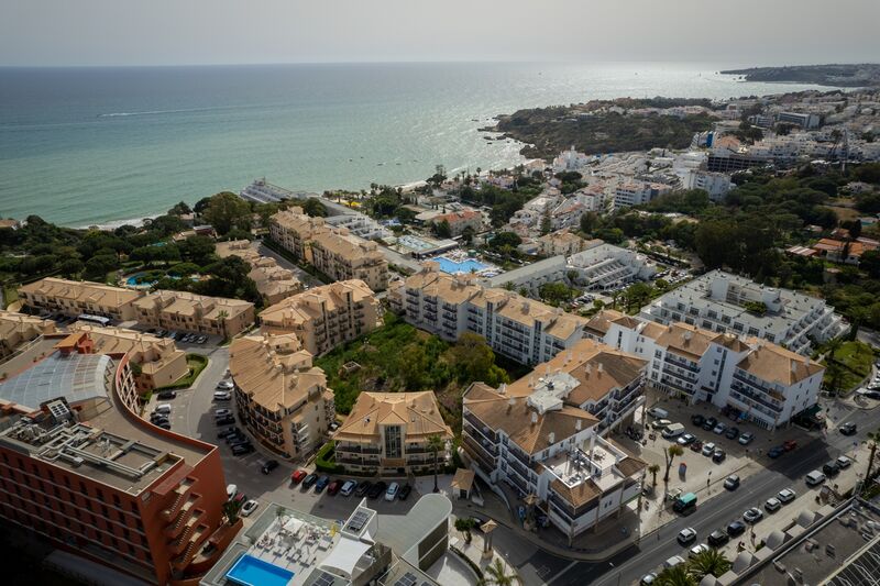 апартаменты современная рядом с пляжем T2 Quinta Pedra dos Bicos Albufeira - веранды, бассейн, веранда