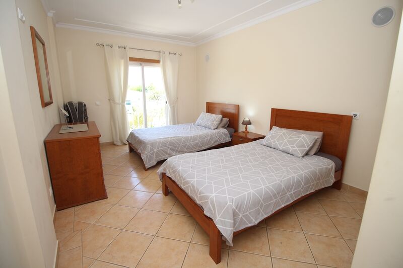 2 bedroom Apartment with swimming pool in Albufeira