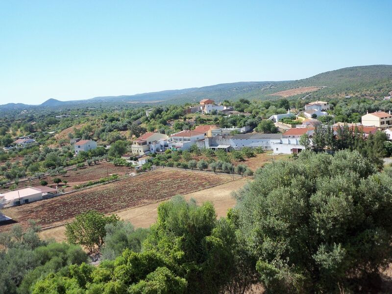 Moradia com 4 quartos e piscina em Loulé