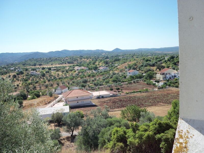 Moradia com 4 quartos e piscina em Loulé