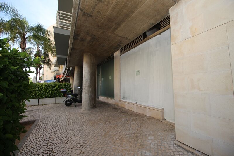  Commercial area in Vilamoura