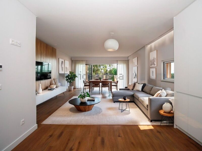 Apartamento com 155 m&sup2; e 3 quartos à venda em Albufeira, Algarve 