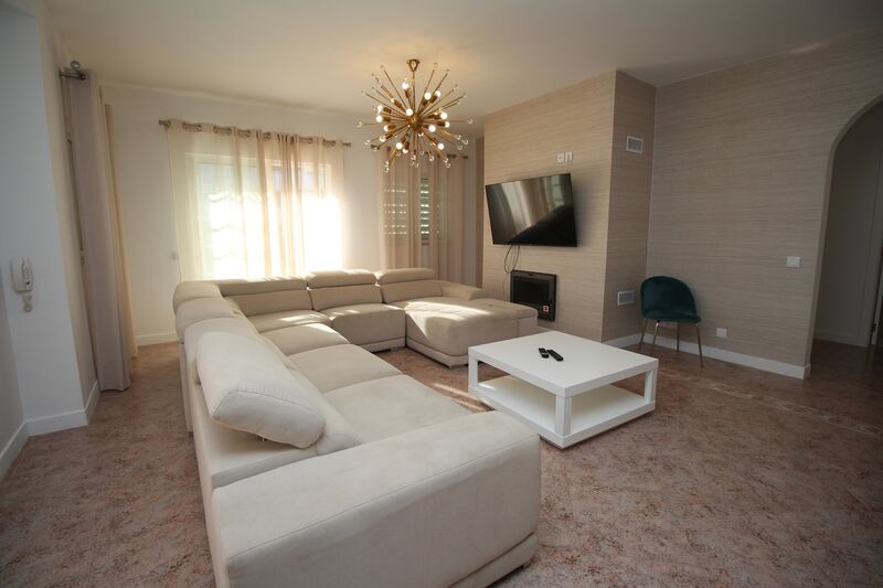 7-bedroom5198m2-289m2-House-with-swimming-pool-for-sale-in-Albufeira-Algarve