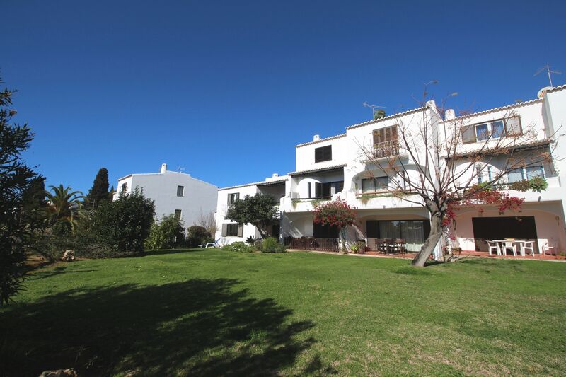 Apartamento com 90 m² e 2 quartos com piscina à venda em Albufeira, Algarve 