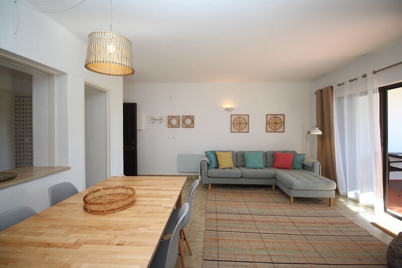 Apartamento com 2 quartos e piscina em Albufeira