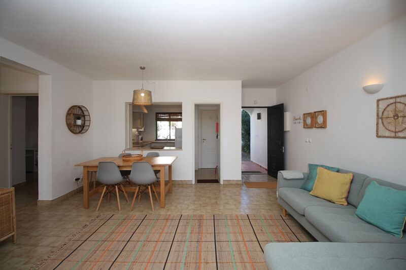 Apartamento com 2 quartos e piscina em Albufeira