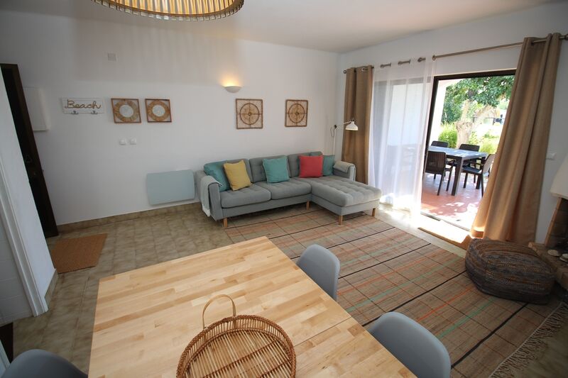 Apartamento com 2 quartos e piscina em Albufeira