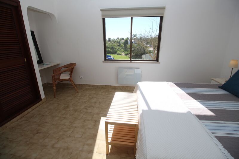 Apartamento com 2 quartos e piscina em Albufeira
