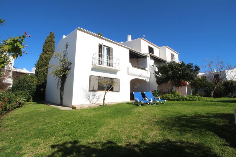 Apartamento com 2 quartos e piscina em Albufeira