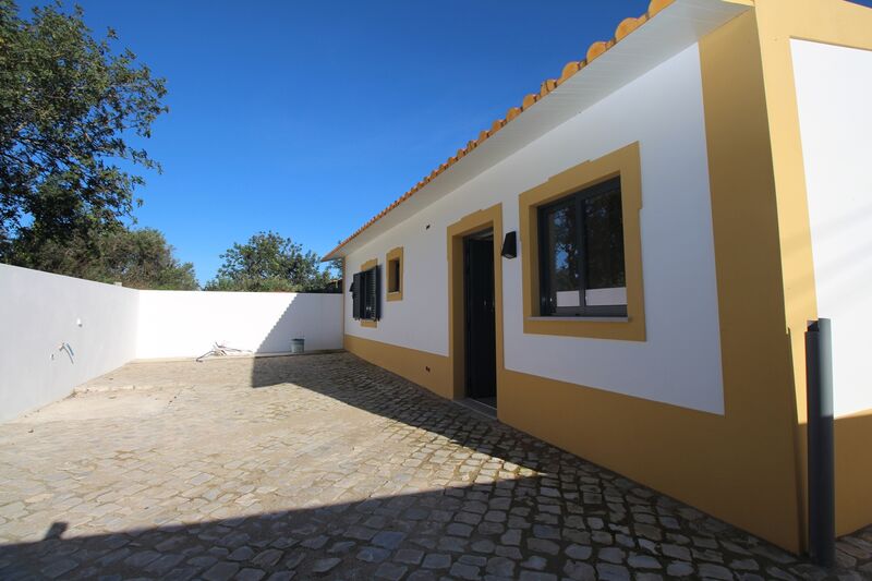 House Semidetached V2+1 Fontainhas Ferreiras Albufeira - air conditioning, solar panels, fireplace