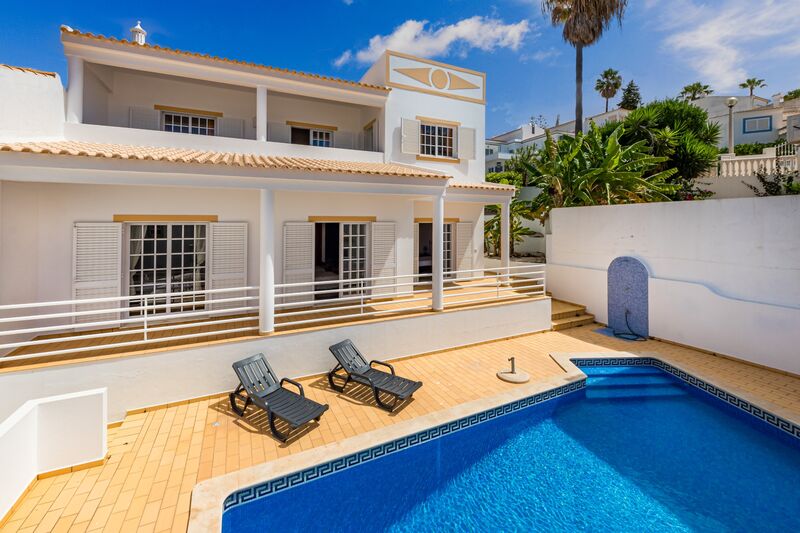 3 bedroom House with swimming pool in Albufeira