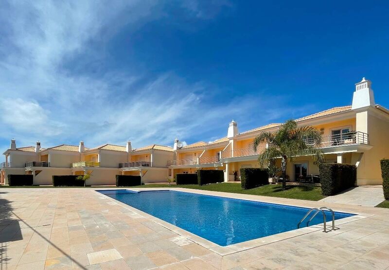House Modern 3 bedrooms Balaia Albufeira - gated community, fireplace