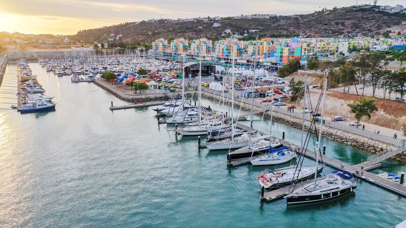 Apartamento com 2 quartos em Albufeira