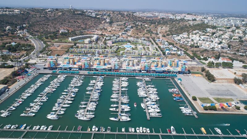 Apartamento com 2 quartos em Albufeira
