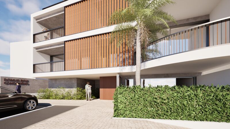 Lote de Terreno com 1 500 m²  e piscina em Albufeira