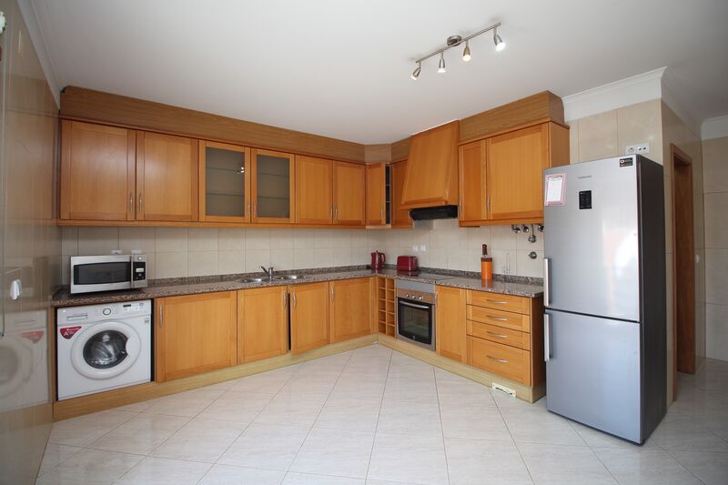Apartment in the center 2+1 bedrooms Algoz Silves - 2nd floor, garage, attic, store room