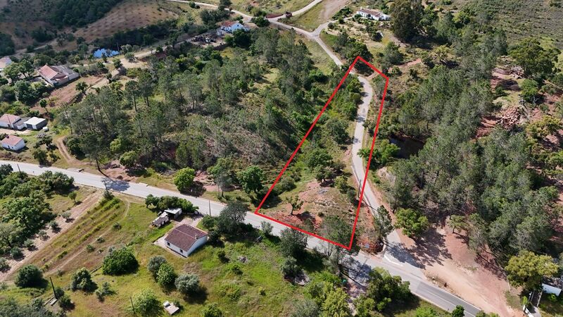 Land Agricultural with 4940sqm Monte Curral Alte Loulé - water, easy access, electricity, cork oaks