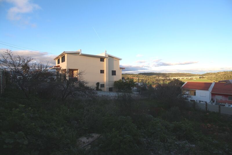 Lote de Terreno com 400 m²  em Portimão