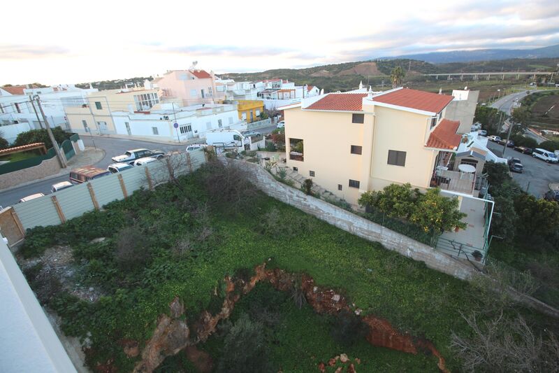 Lote de Terreno com 400 m²  em Portimão