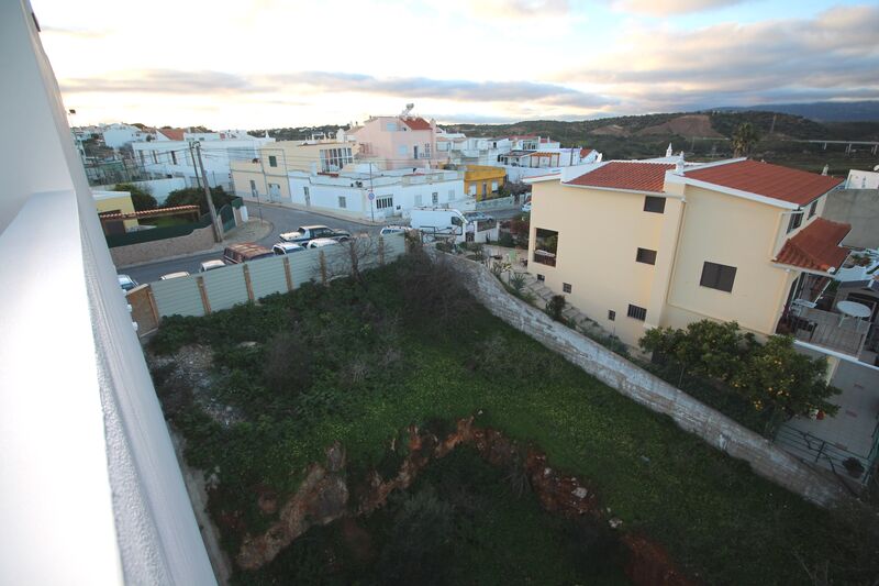 Lote de Terreno com 400 m²  em Portimão