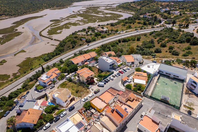 Lote de Terreno com 400 m²  em Portimão