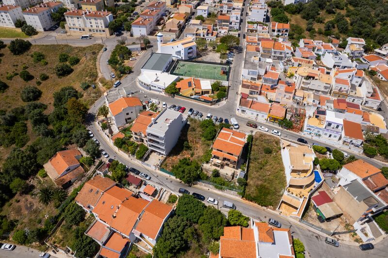 Lote de Terreno com 400 m²  em Portimão
