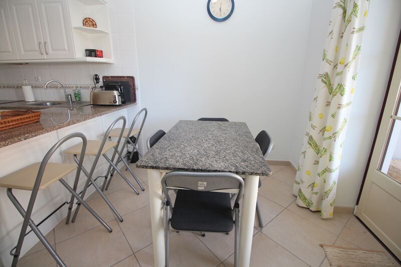2 bedroom Apartment with swimming pool in Albufeira